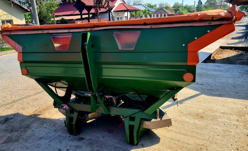 Distribuitor ingrasaminte Amazone ZAM Fortix 2700 kg 24m MIG MEA azot