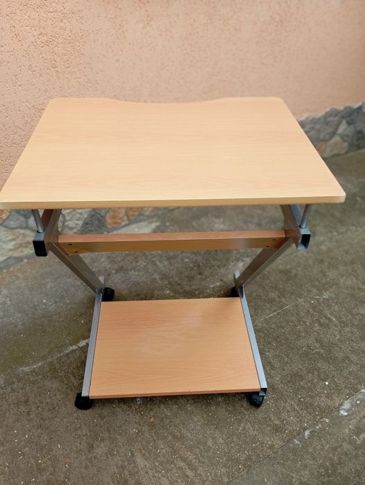 Birou pe roți stare foarte bună