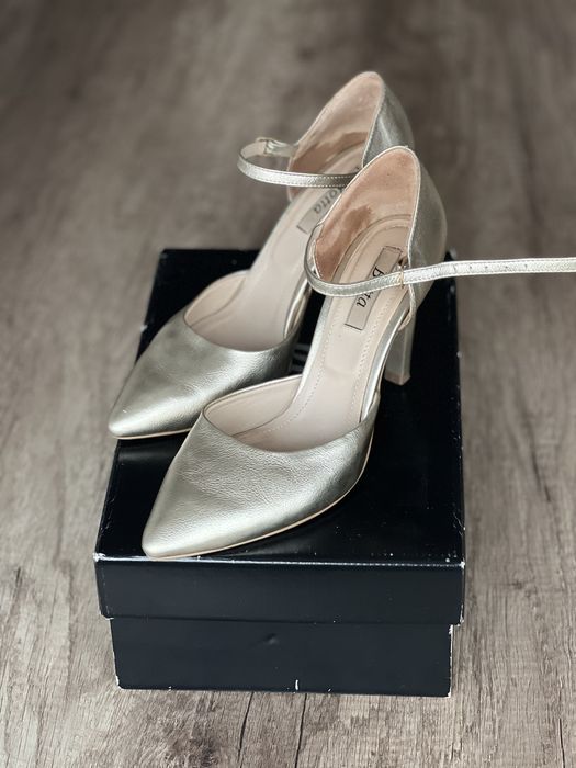 Pantofi aurii eleganti Botta 40