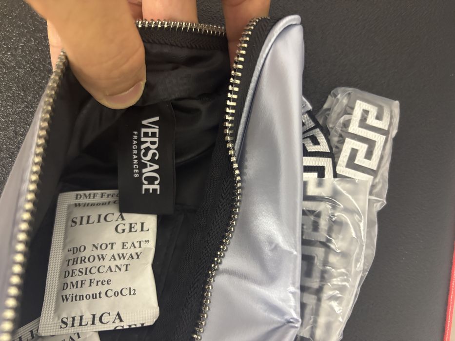Borsetă Versace Jeans Couture argintie – stare excelentă