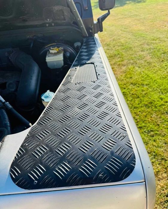 Продава Land Rover Defender TD5