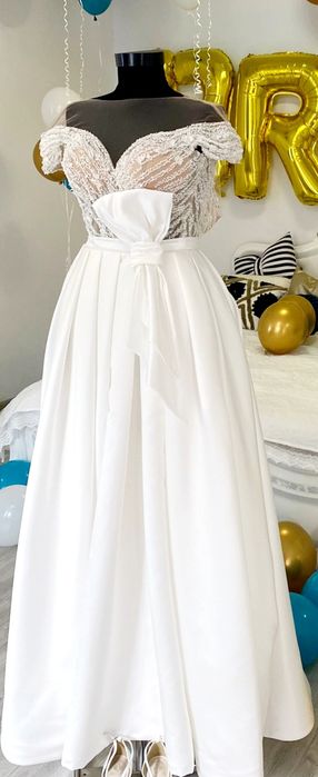 Vand Rochie de Mireasa marimea 36 S