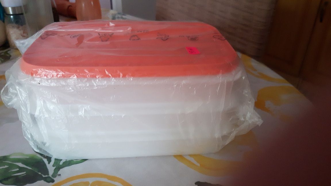 Разпродажба на TUPPERWARE