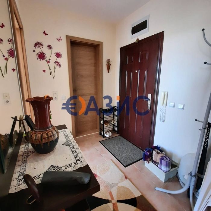Продава се Тристаен апартамент в к.к. Слънчев бряг - 63 кв.м за 1127 €/кв.м - Снимка #6