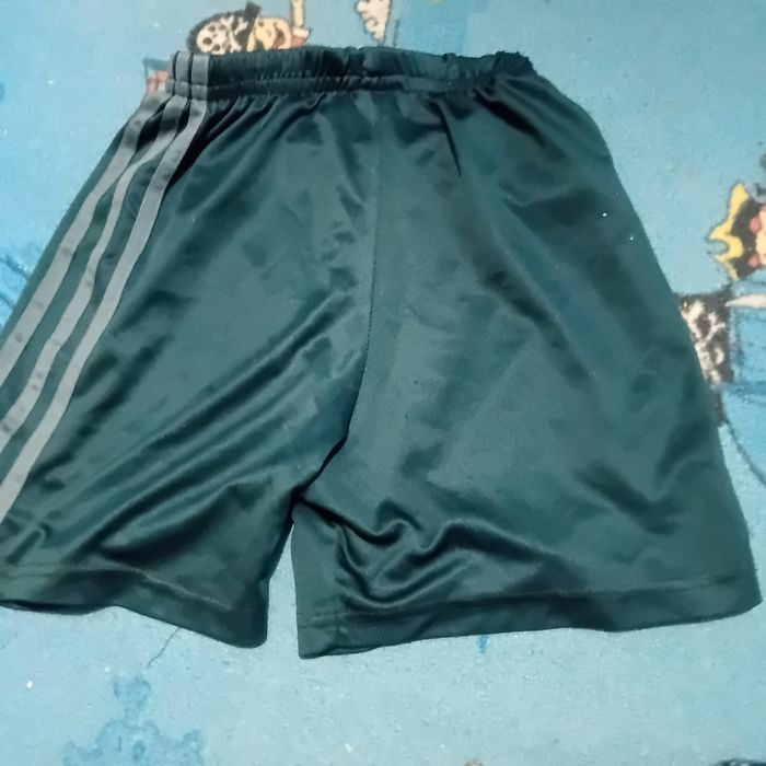 Pantaloni scurți real madrid noi