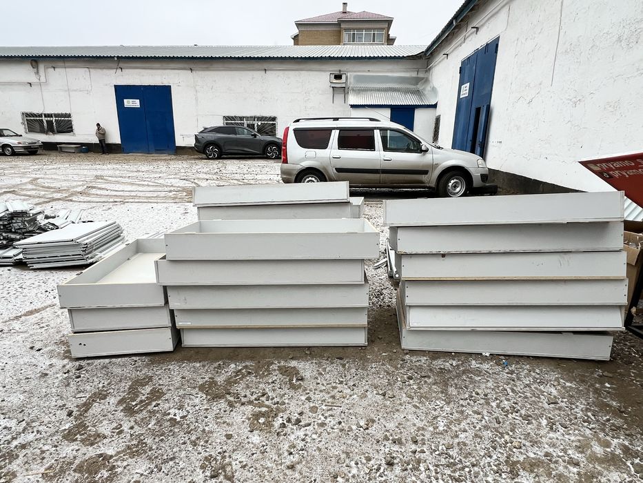 Продам поддоны для магазинов