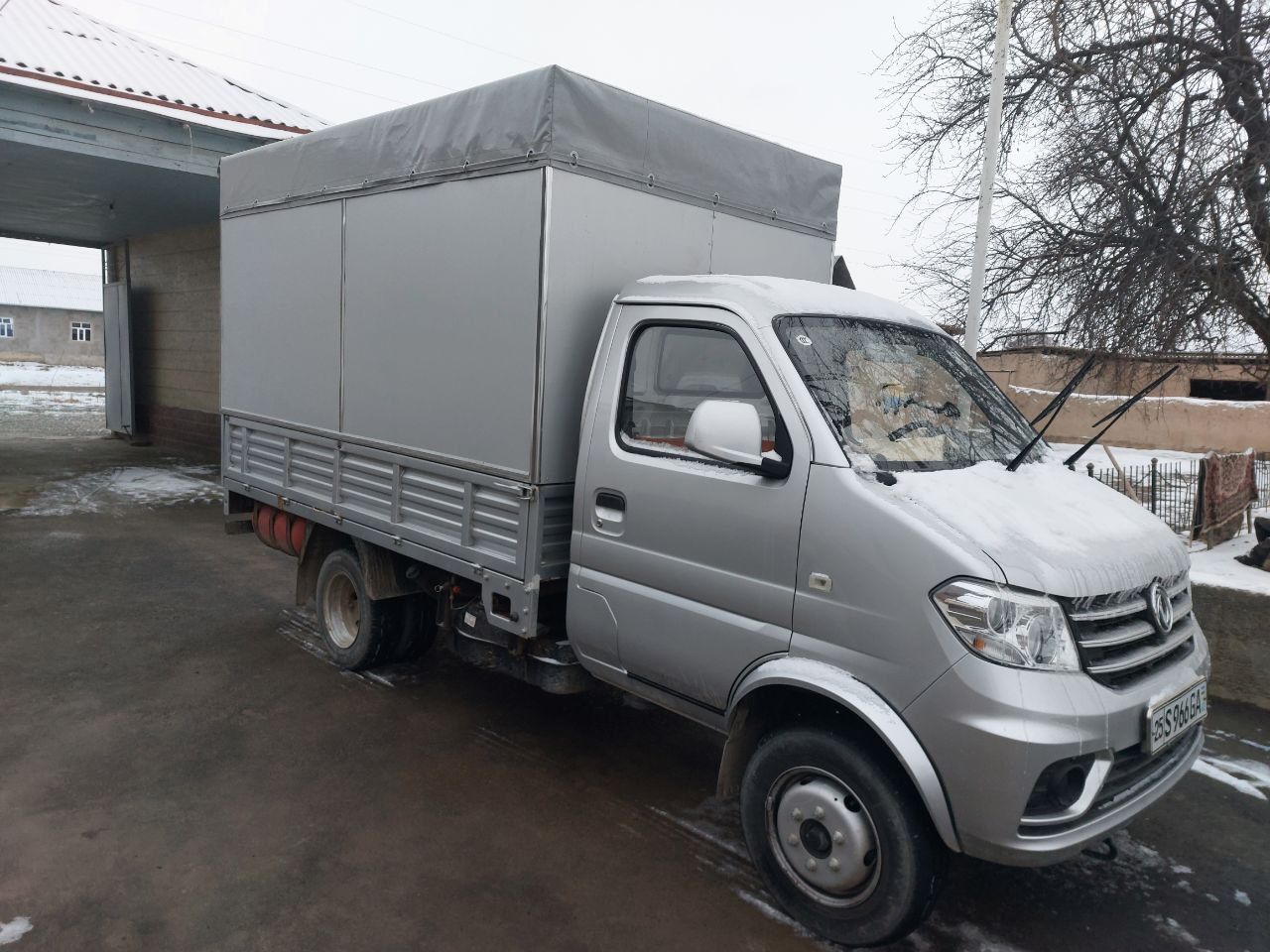 Dongfeng D 50 sotiladi