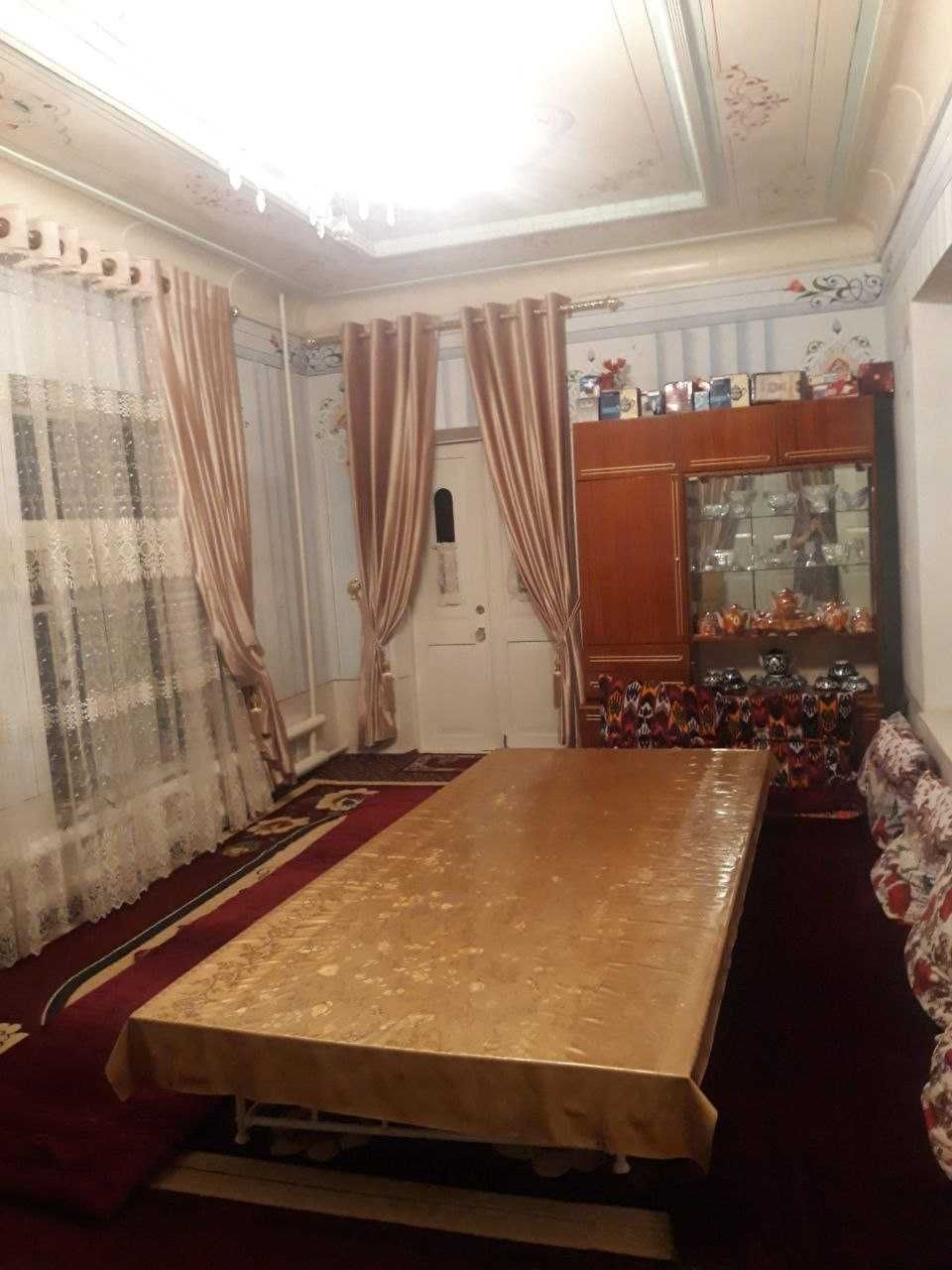 Ховли сотилади Байткургонда