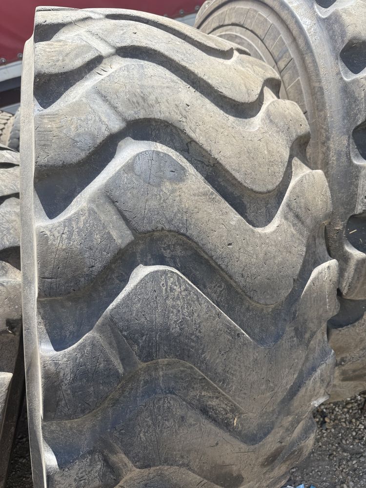 Anvelope 4 buc Vola  Michelin 23,5R25 in stare buna