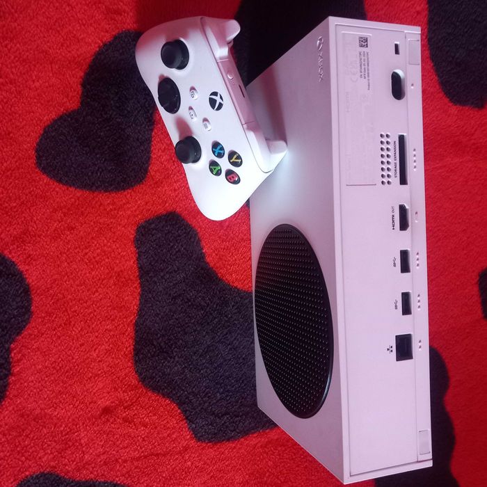 Xbox Seris x/s .