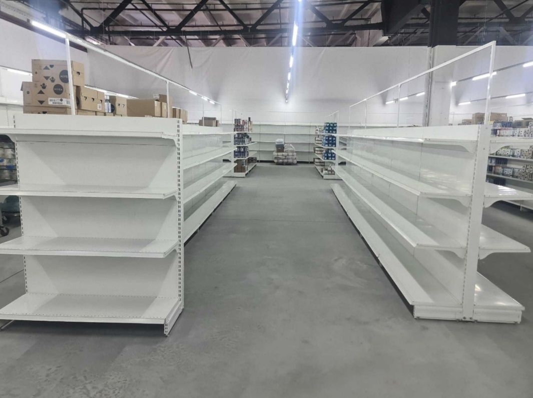 Rafturi metalice pentru magazin
