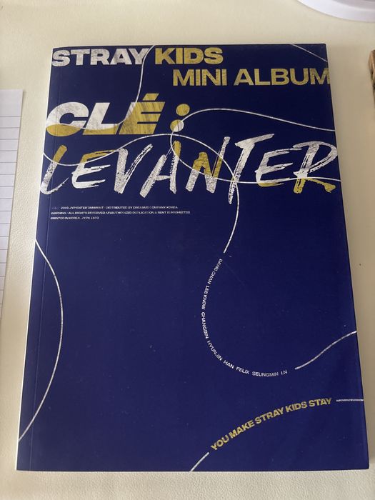 Кпоп албуми straykids