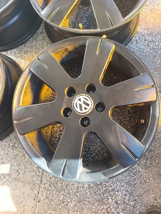 Продавам джанти 5х100 15ки Dezent