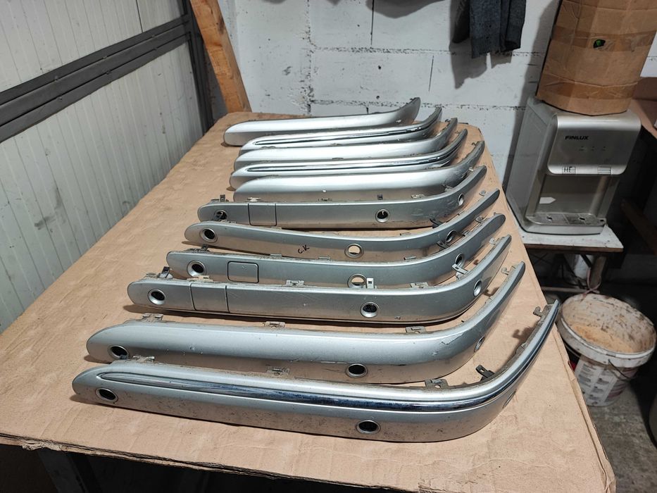 Лайсни на брони предни от Мерцедес W203