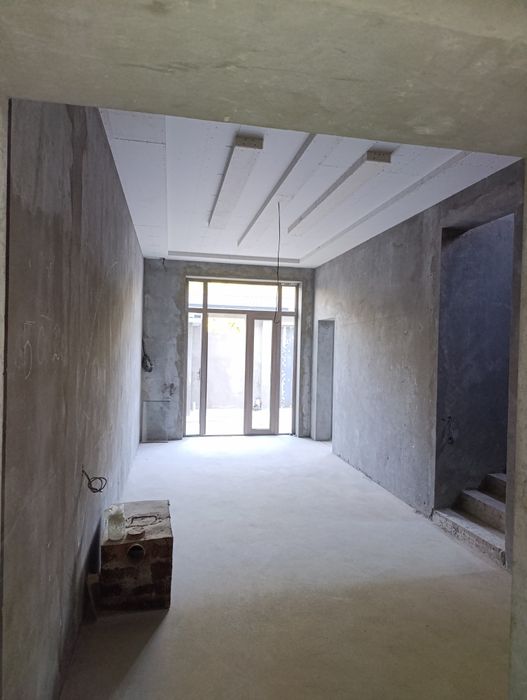 НАЗАРБЕК  МЕВАЗОР да срочно 5 хонали каттедж сотилади!!!