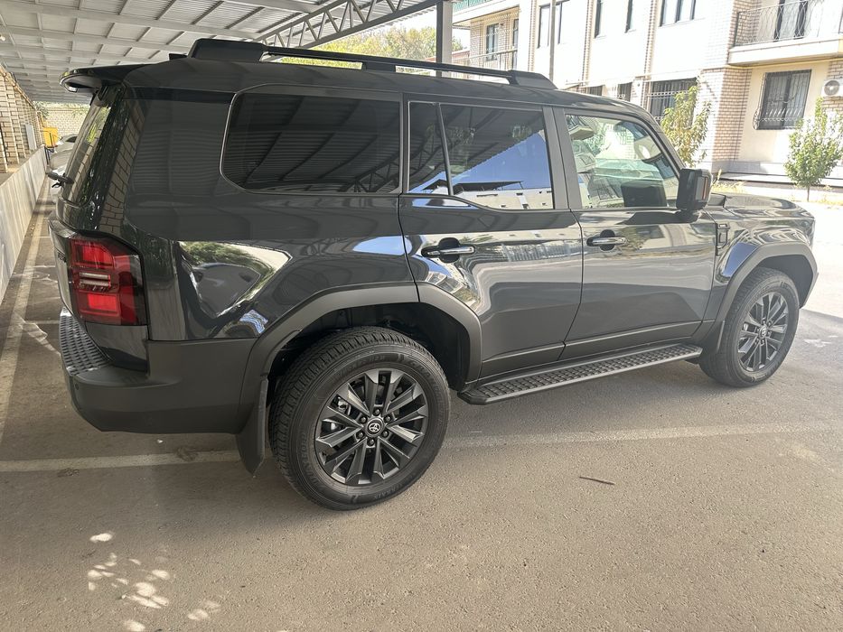 Продам свой Land Cruiser 250.