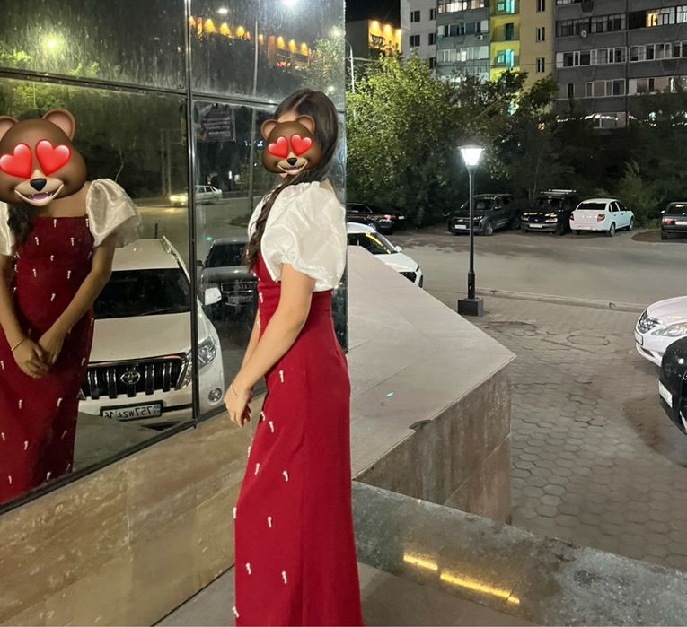 Продам красное платье