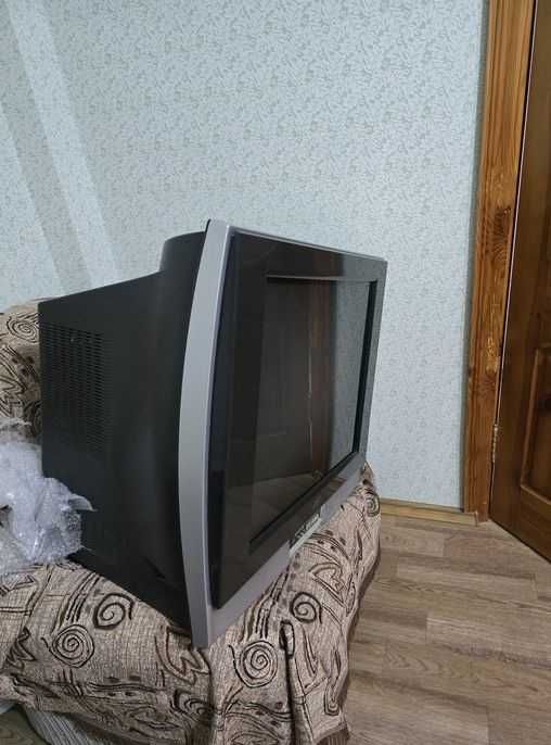 Wi-Fi и YouTube есть / Телевизор LG 21" дюйма, 53 см / Отличное сост