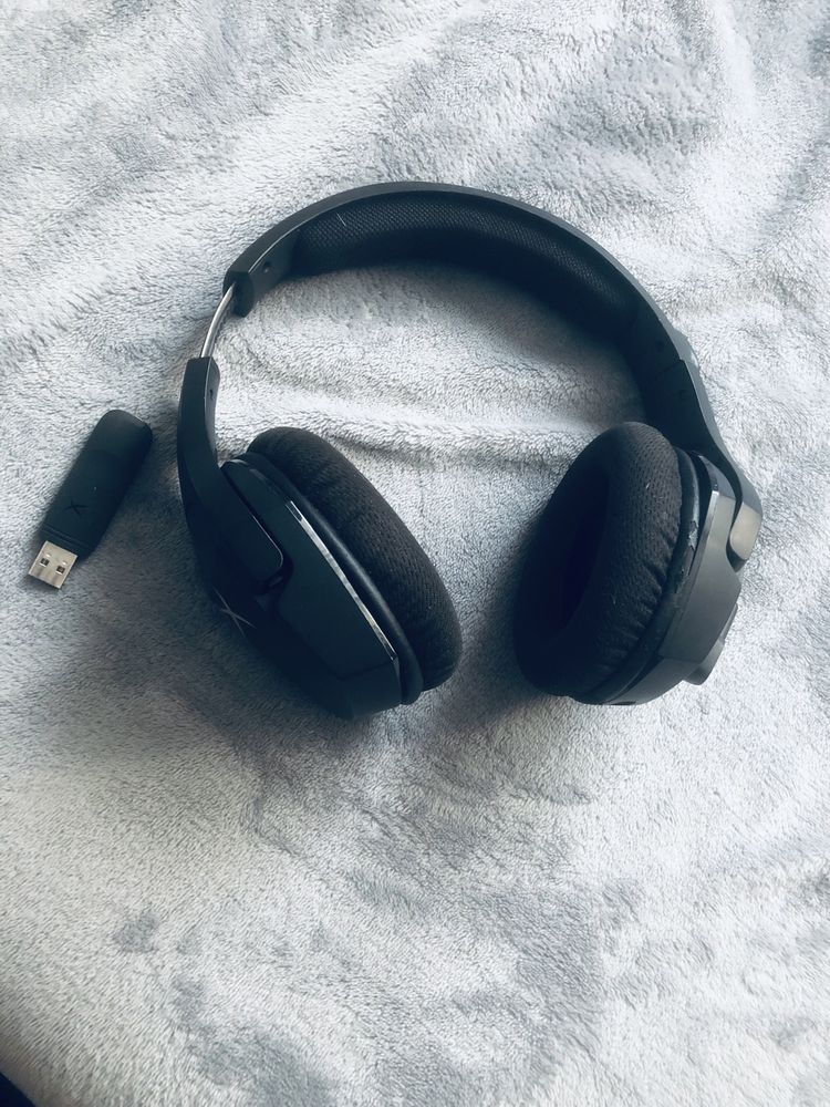 Casti Gaming hyper x wireless (jbl,ps5,iphone,gaming)