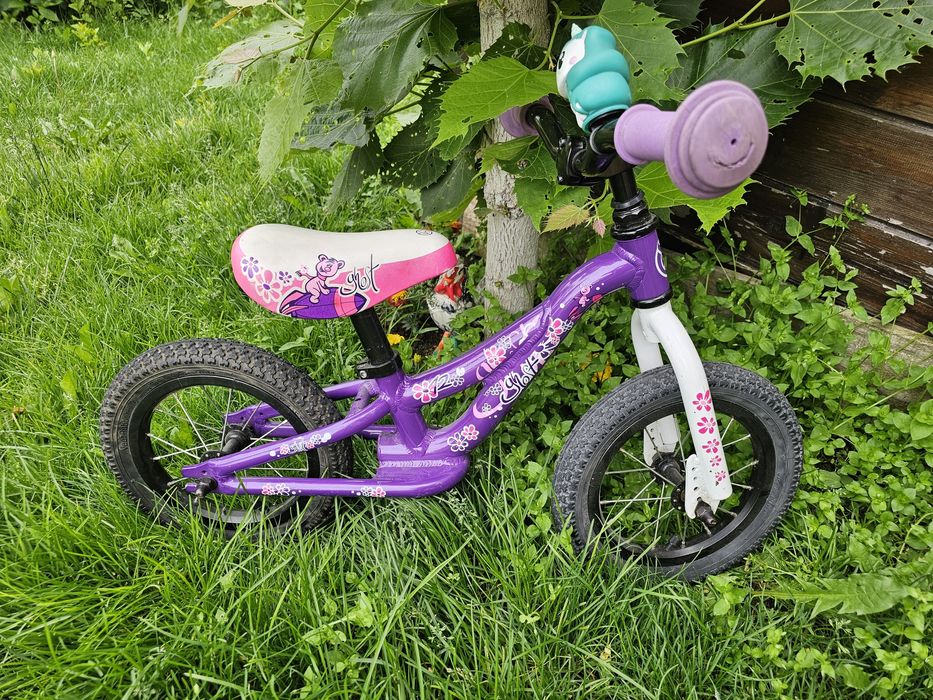 Bicicleta fara pedale pt prescolari