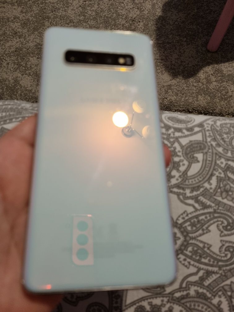 Vand telefon Samsung S10 DUOS