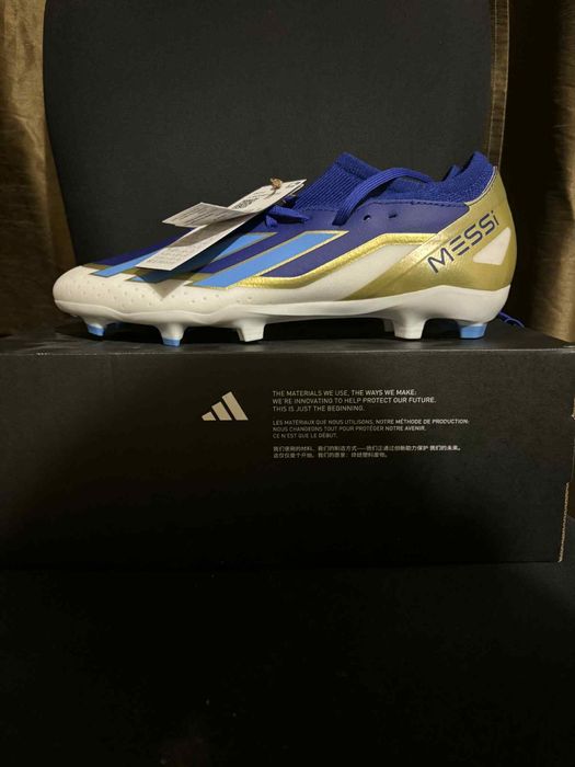 НОВИ Футболни обувки Adidas X