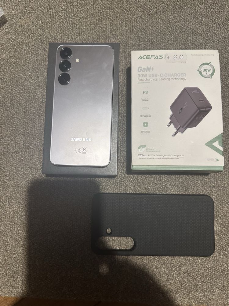Samsung s25 128gb Чисто нов!