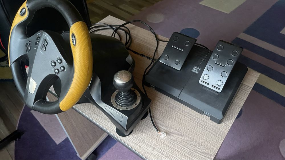 Set Volan si Pedale gaming Myria MG7400.Pret negociabil!