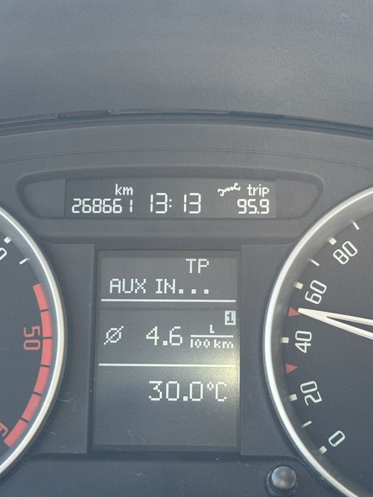 Vând Skoda Fabia Sportline Mk2 – 1.9 TDI 105 CP – 2008