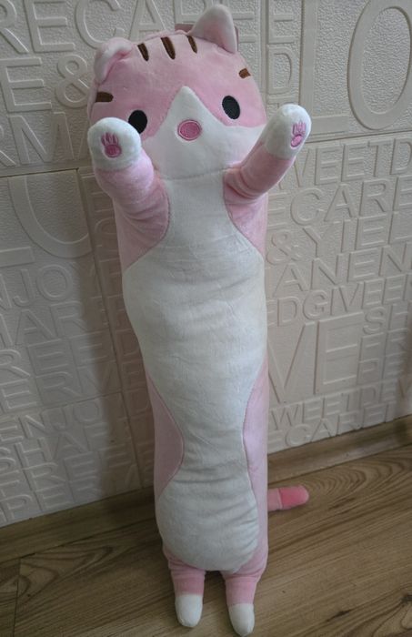 Плюшено дълго коте за гушкане мачкане и игра