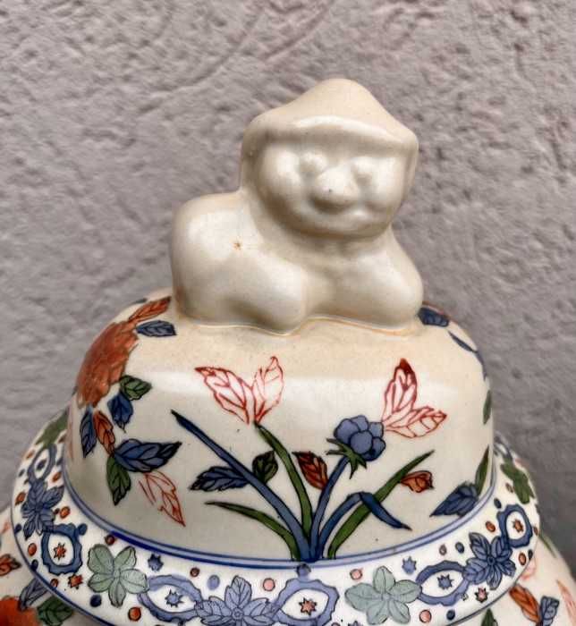 Rafinate vaze cu capac Foo Dog-pictate manual-Olanda