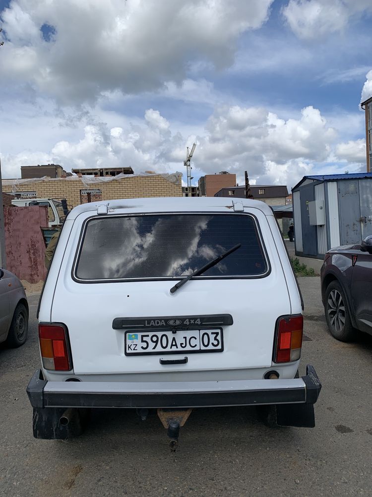 Продам ниву инжектор