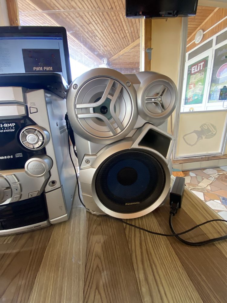 Panasonik cd 5 mp3 АК 320