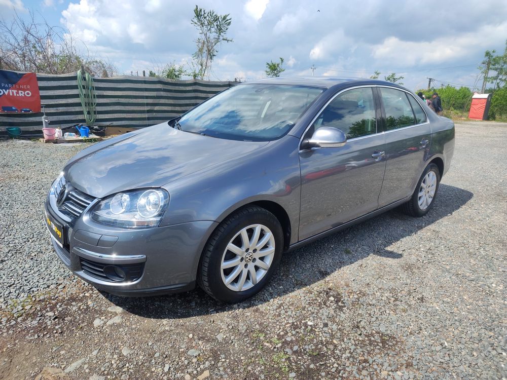 Volkswagen Jetta 2.0 fsi 2006 cash sau rate fixe