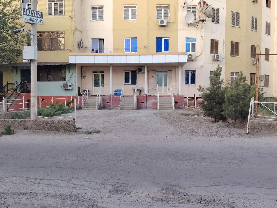 Уй сотилади адрес шарк 1 Оазис маркет тугрисида