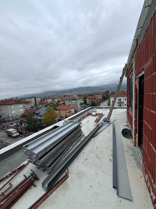 Тристаен апартамент НОВА СГРАДА - кв. КОМАТЕВО