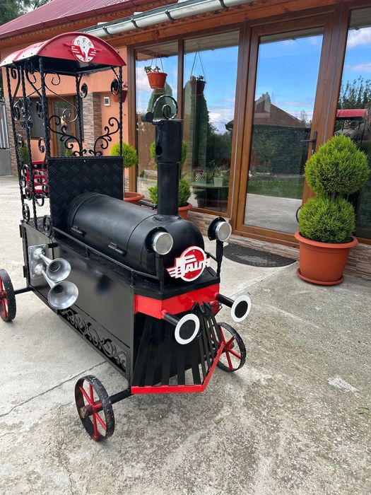 Vând Locomotivă Grătar