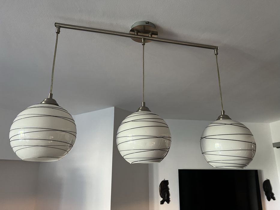 Lampa - corp de iluminat