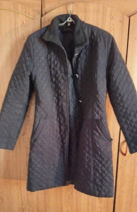 Продам женскую куртку