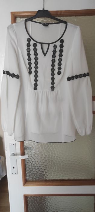 Bluză de mătase albă