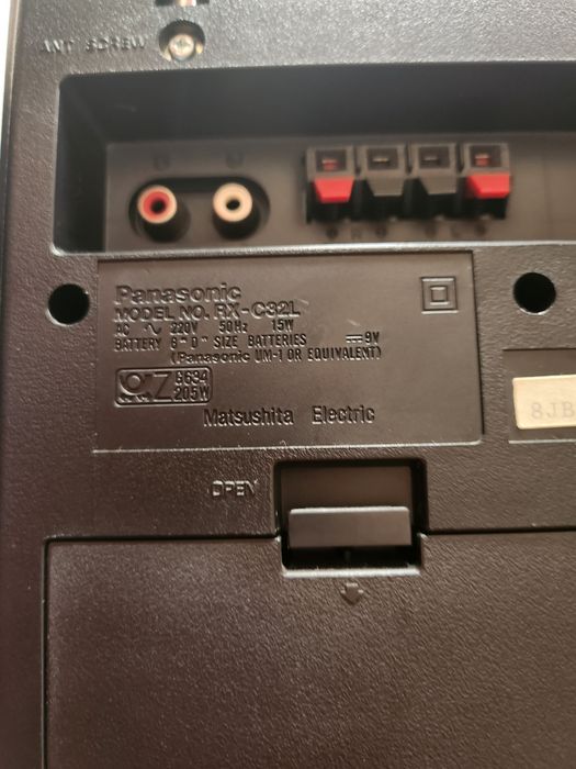 Radiocasetofon Panasonic RX-C32L perfect funcțional.
