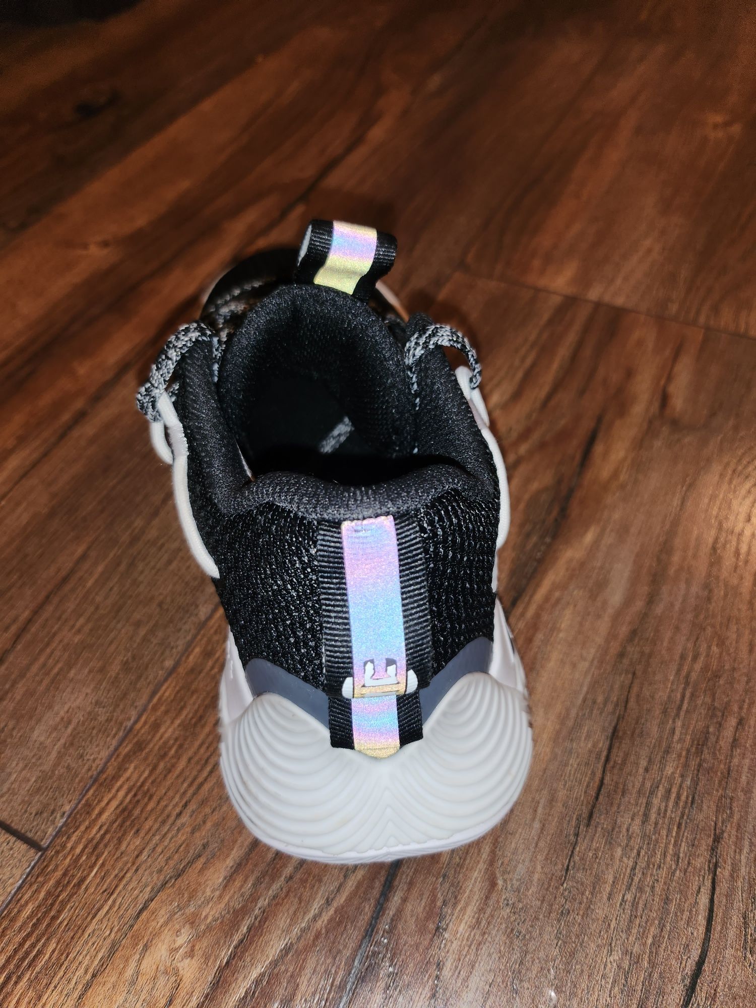 Детски маратонки Adidas 35.5