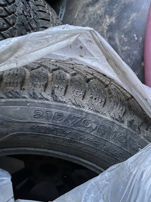 215/70/16 диски шины зимние с шыпами