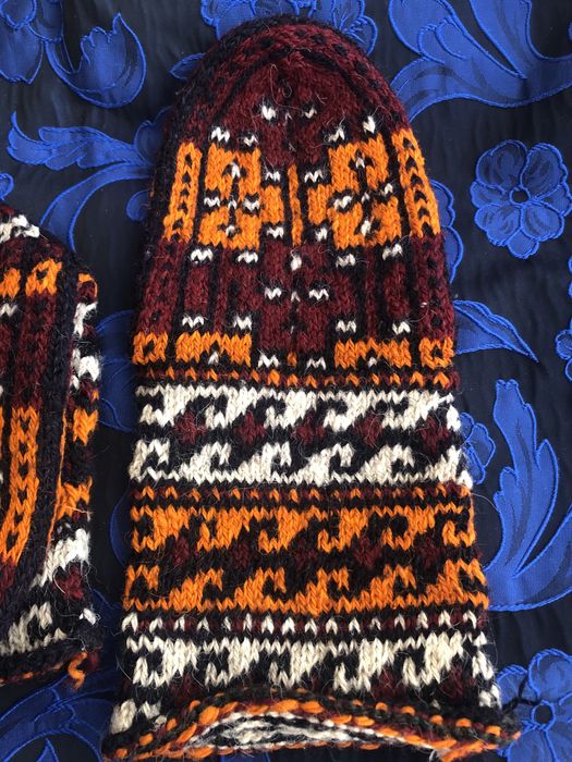 Носки из шерсти вязанные