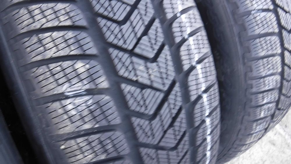 255 50 19 Iarna NOII  Pirelli Scorpion Winter (seal inside ) dot 2821