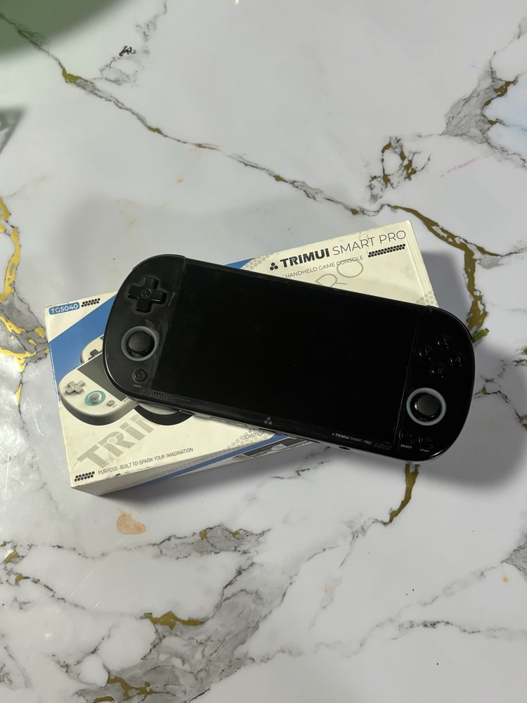 Приставка Trimui smart pro