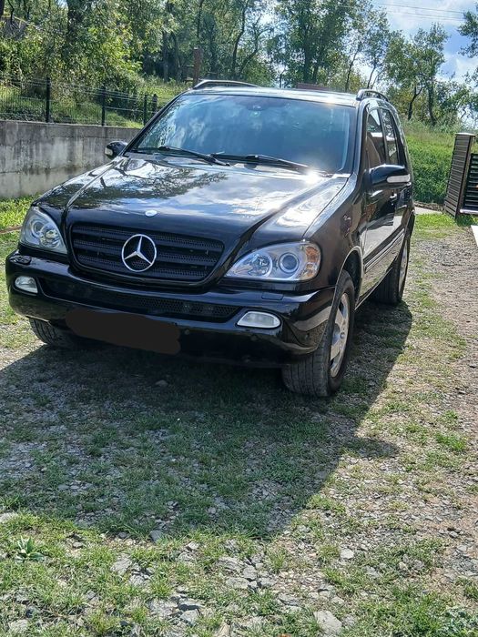 Vand  sau schimb Mercedes ML 2.7