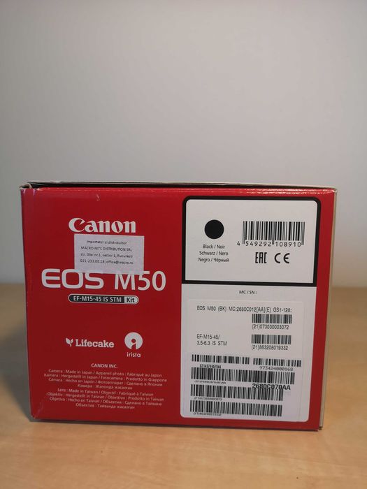 Canon EOS M50 + 15-45mm KIT + Obiectiv 55-200mm + Accesorii (ca nou)