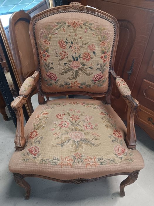 Старинни кресла - различни модели