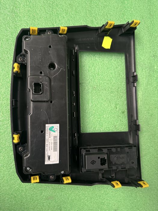 Panou comanda clima Renault Kadjar 2015-2022 275102210R